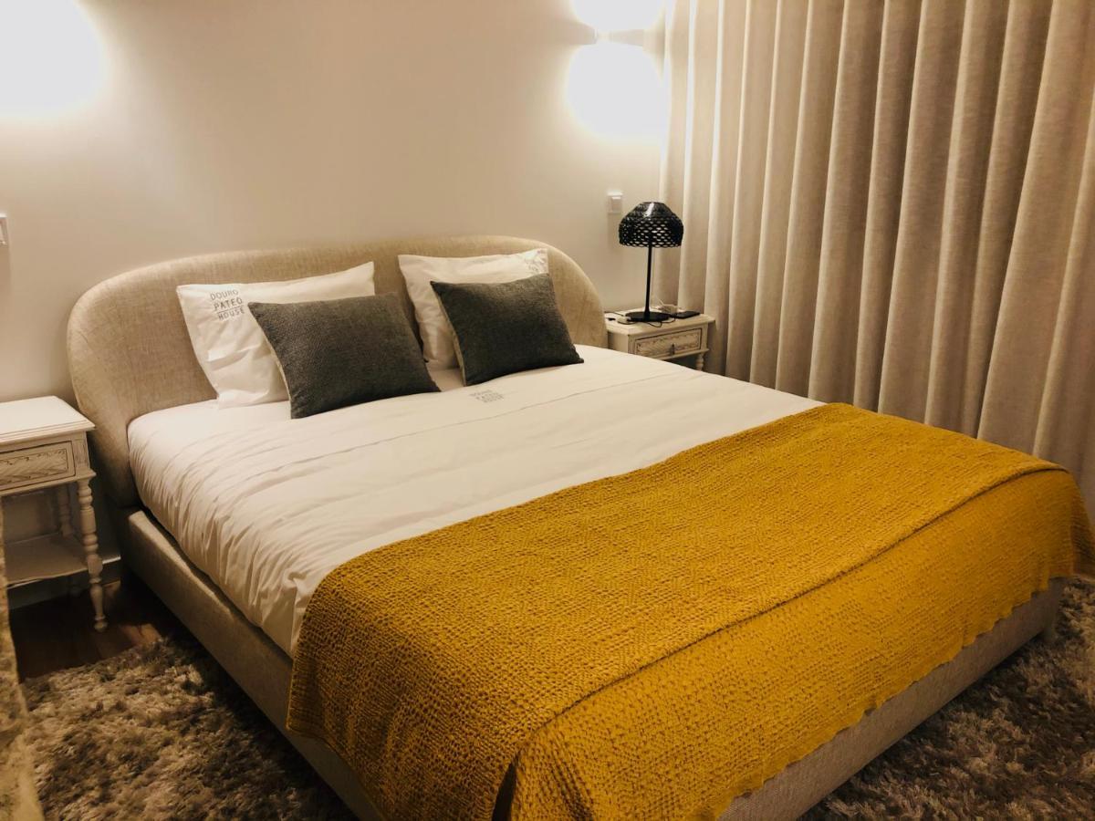 Douro Pateo House Apartment บีลาโนวาเดกายา ภายนอก รูปภาพ